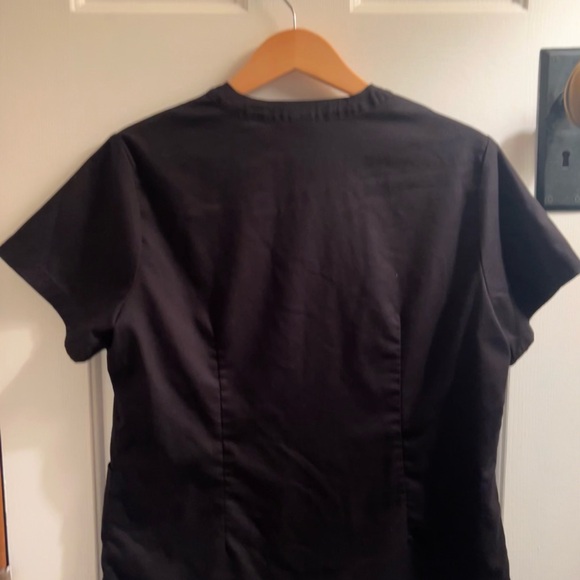 Niahinn Black Scrubs Set - Picture 3 of 7